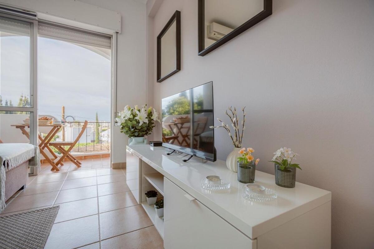 Apartment Eli Flat Just Few Steps From The Strip In